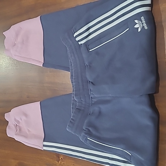 Adidas Joggers Size S - Picture 4 of 4